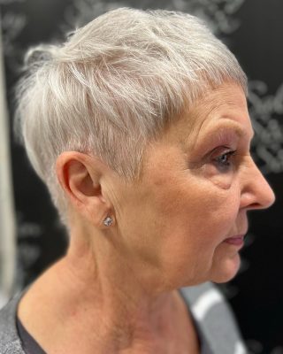 Undercut Pixie.

Cut by - @_hair.by.penny_ 

#hairdressing #pixiecut #joewellscissors #products #kmshair #clipperovercomb #texturing #norwichsmallbusiness #fghsaloncoltishall