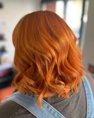 🔸Copper🔸 

Colour & Cut by @_hair.by.penny_ 

#hairdressing #colourtransformation #copper #davines #davinescolour #ghdstyle #ghdstraightener #scalpbleach #davinesview #joewellscissors